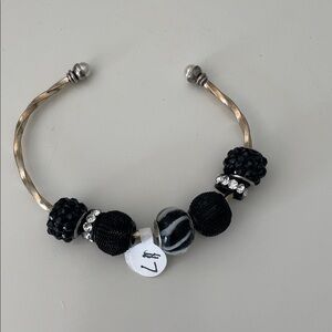 Elegant Black and Silver Beaded Bracelet